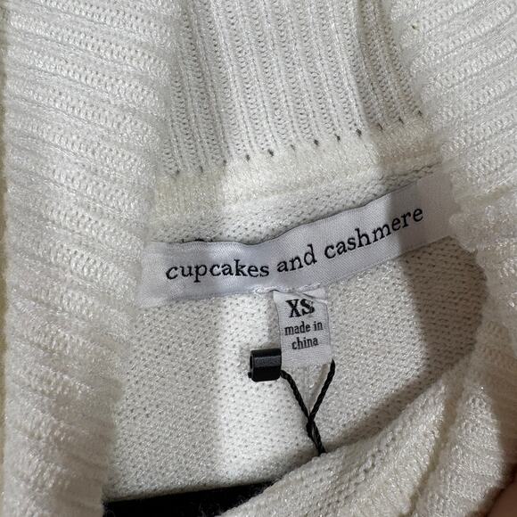 Cupcakes and Cashmere Size XS Turtleneck Sweater Sydney Ivory Metallic Stripe - Picture 10 of 10